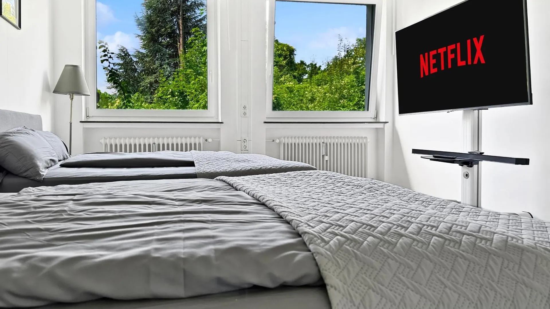 Private Munich Escape Cinema Lounge Sleeps 17