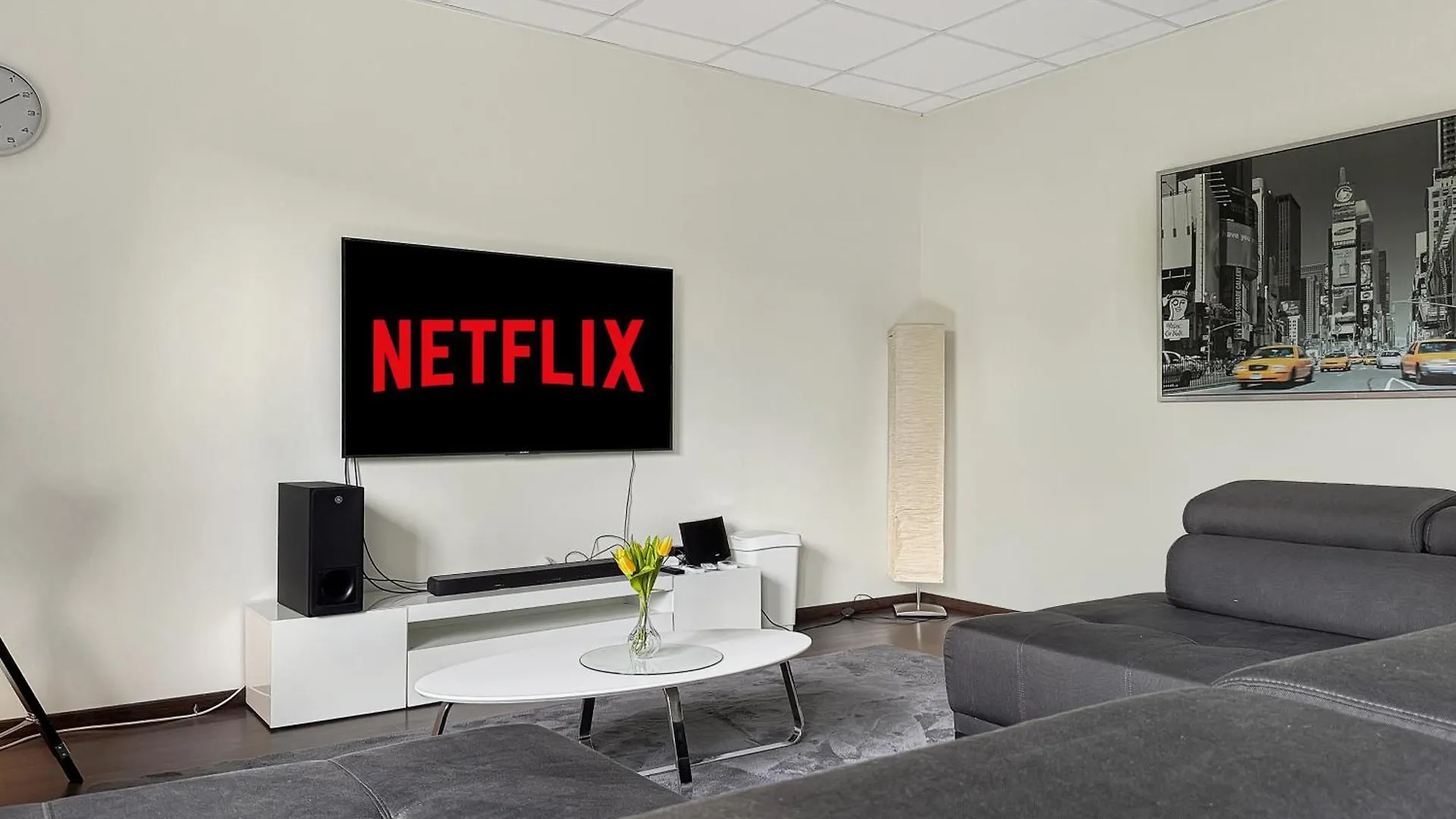 Private Munich Escape Cinema Lounge Sleeps 17